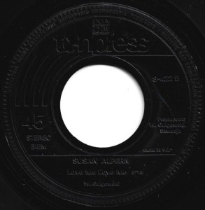 Susan Alpern – Be Yourself / Love Me Love Me 7"